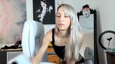 Amateur Blonde Teen Plays Solo with Toy Webcam Porn