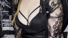 Webcam Teen masturbates and pretends you came in her mouth
