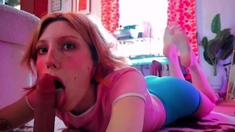 Elle Marz - homewrecking yoga instructor