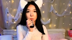 Pussy Close Up By Slutty Teen On Cam